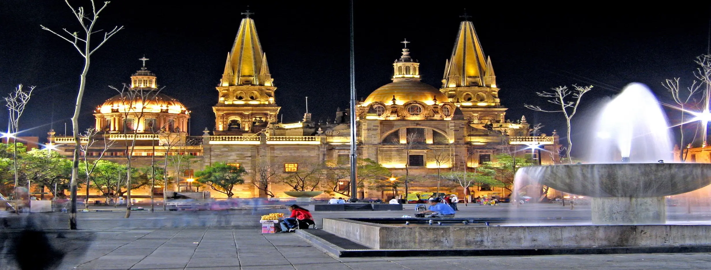 Image for A City of Contrasts